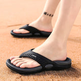 New Arrive Massage Flip-flops Men Slippers Summer Beach Sandals Comfortable for Men Fashion Flip Flops Big Size jinquedai