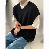 Black Blue Green V-neck Sweater Vest Men Fashion Casual Knit Pullover Men Korean Loose Jumper Vest Mens Knitted Sweater Vest jinquedai