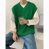 Black Blue Green V-neck Sweater Vest Men Fashion Casual Knit Pullover Men Korean Loose Jumper Vest Mens Knitted Sweater Vest jinquedai